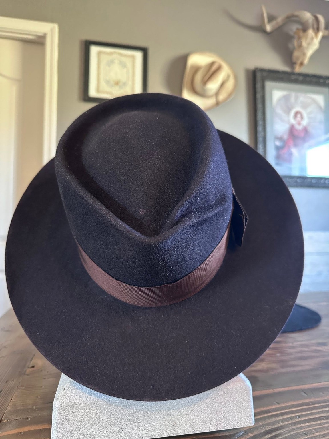 Black felt hat front