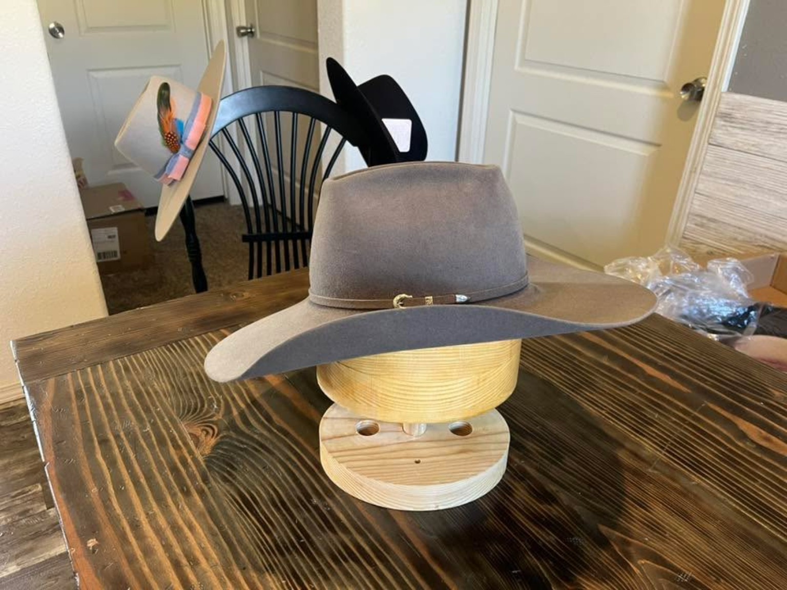 Gray felt hat angle